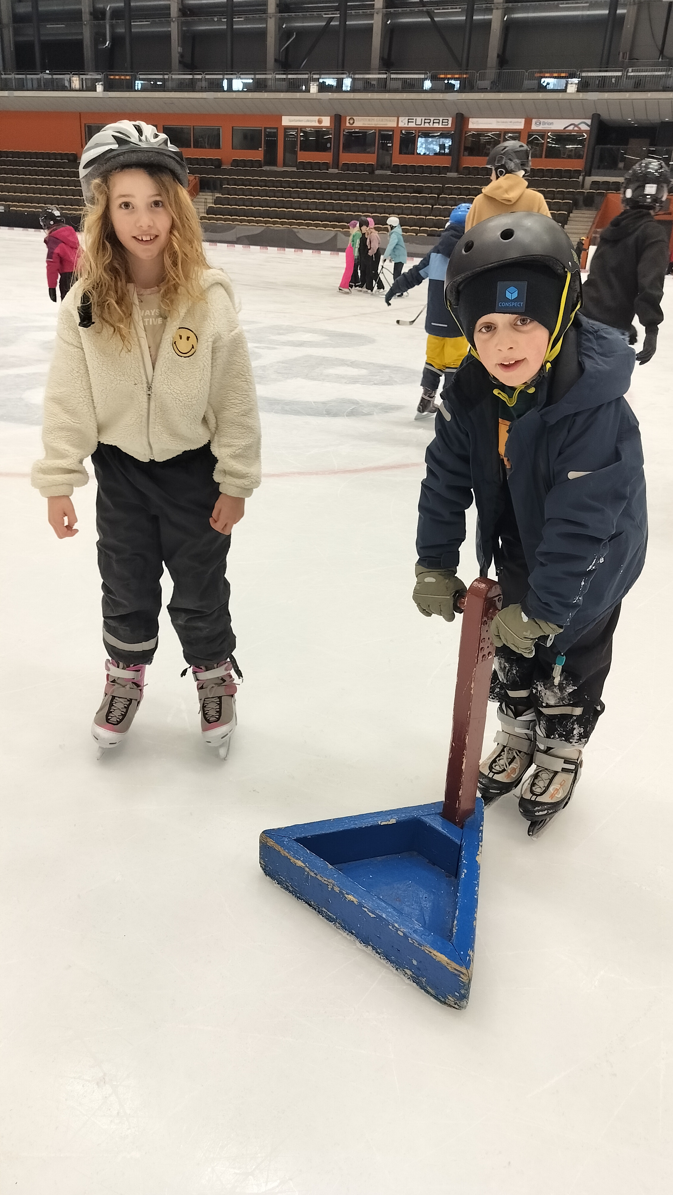 Skridskodag för F-3 bild