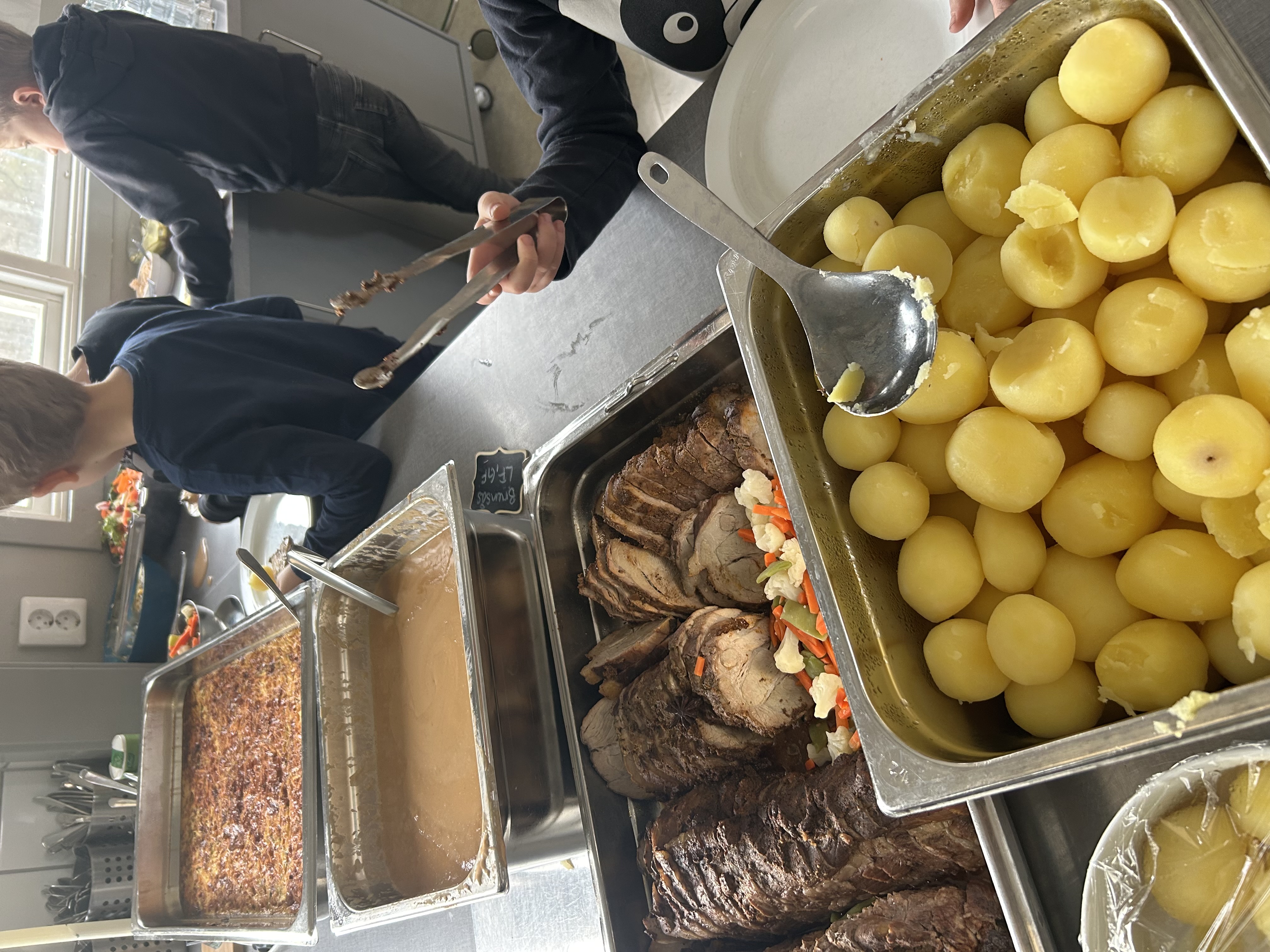 Söndagsmiddag på en fredag bild