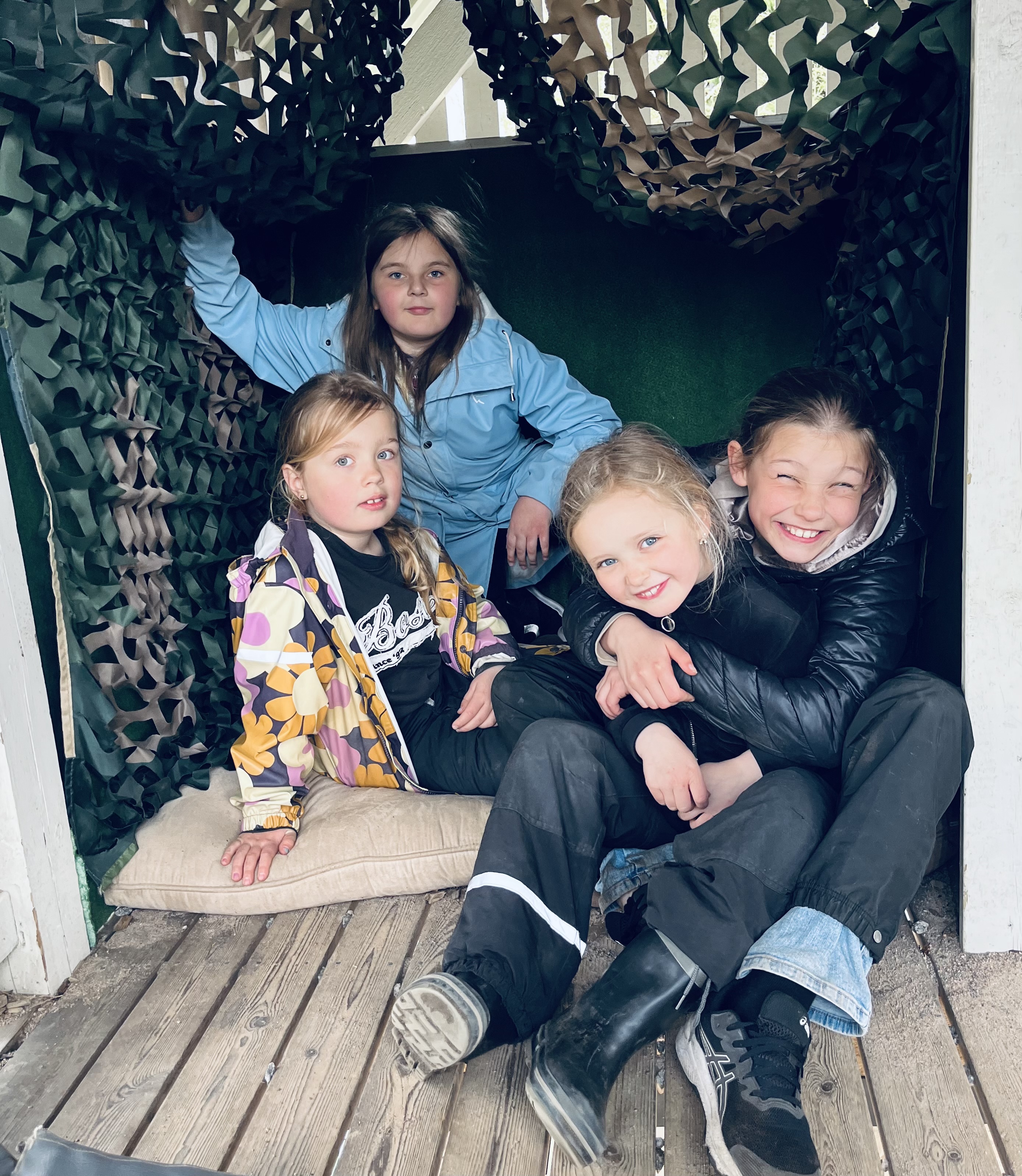 Fritids på Helås lekpark bild